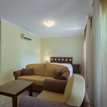 Апартамент Private St. Marina *