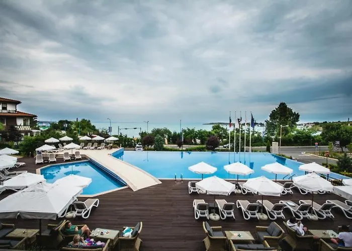 Апартамент Private St. Marina Созопол